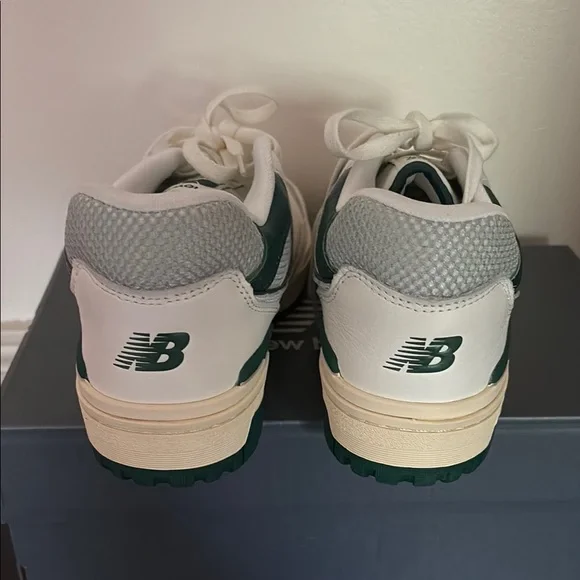 New Balance 550 White/Green US 8.5 - Picture 3 of 6
